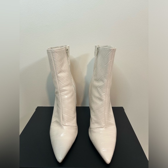 Express Shoes - Express boot heels size 9 brand new